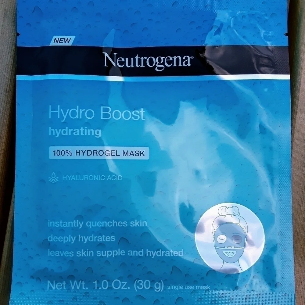 Neutrogena Hydro Boost Skin Bundle